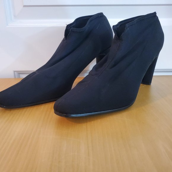 Kiki Ladies High Heel Shoes - Picture 2 of 6